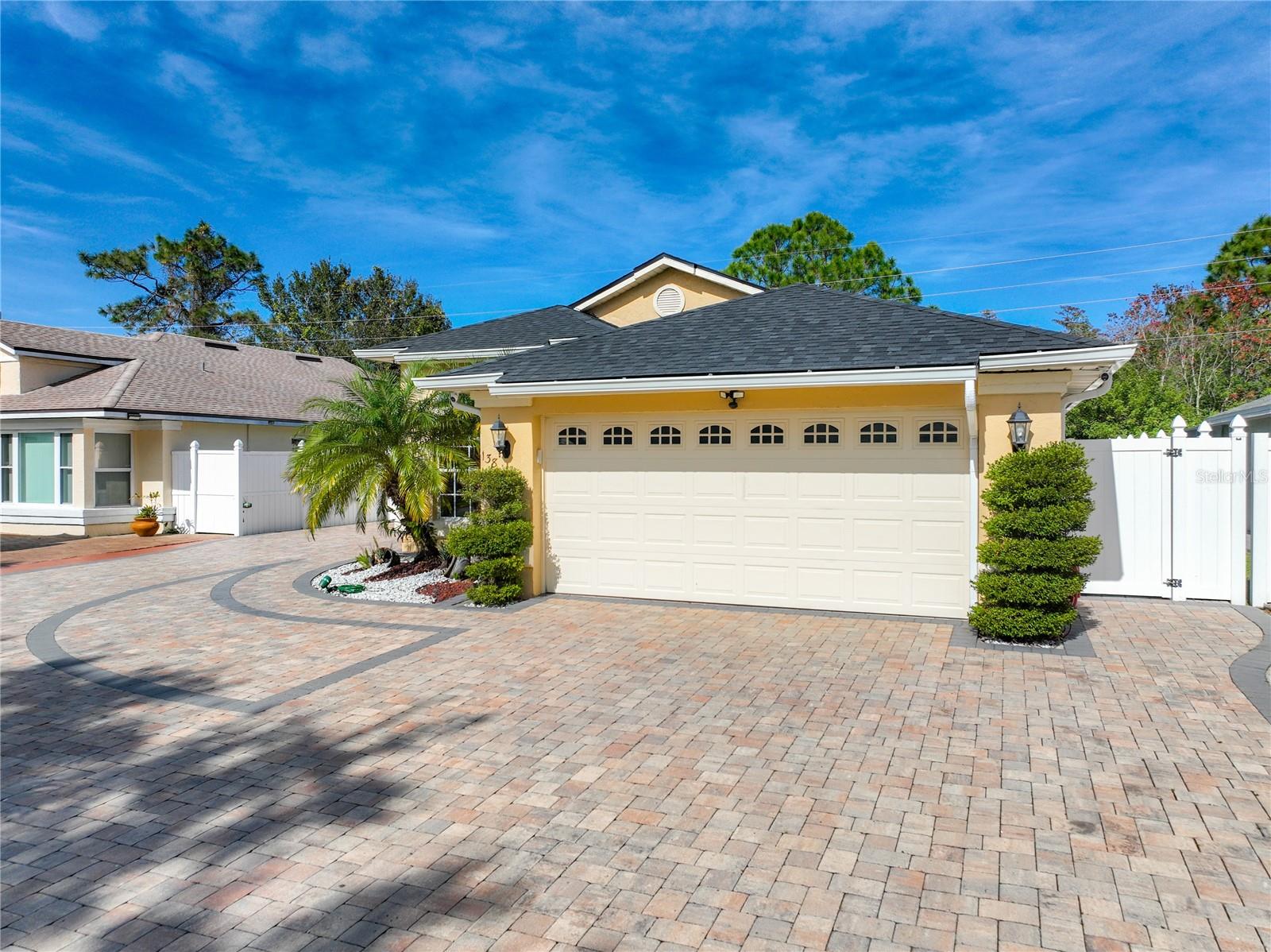 138 SEABREEZE CIR