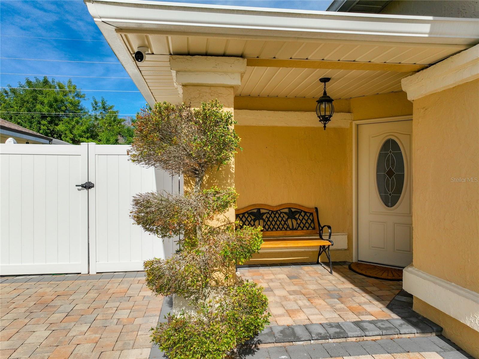 138 SEABREEZE CIR