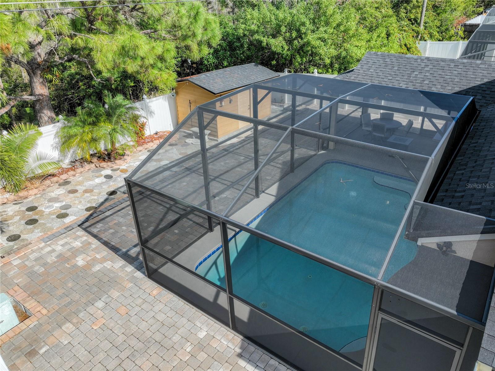 138 SEABREEZE CIR