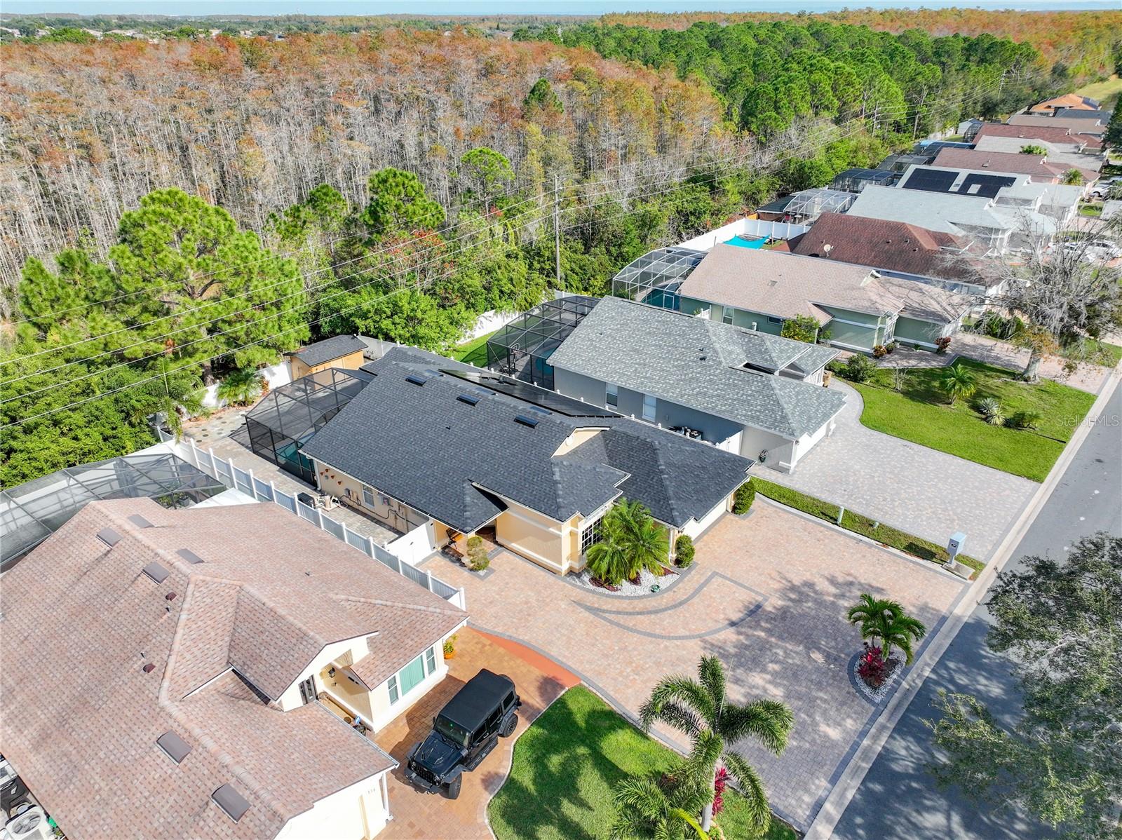 138 SEABREEZE CIR