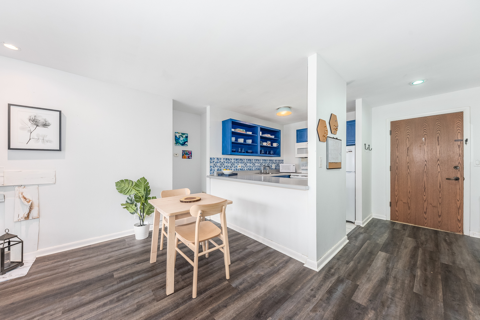 5810 Oakwood Drive Unit: 4H