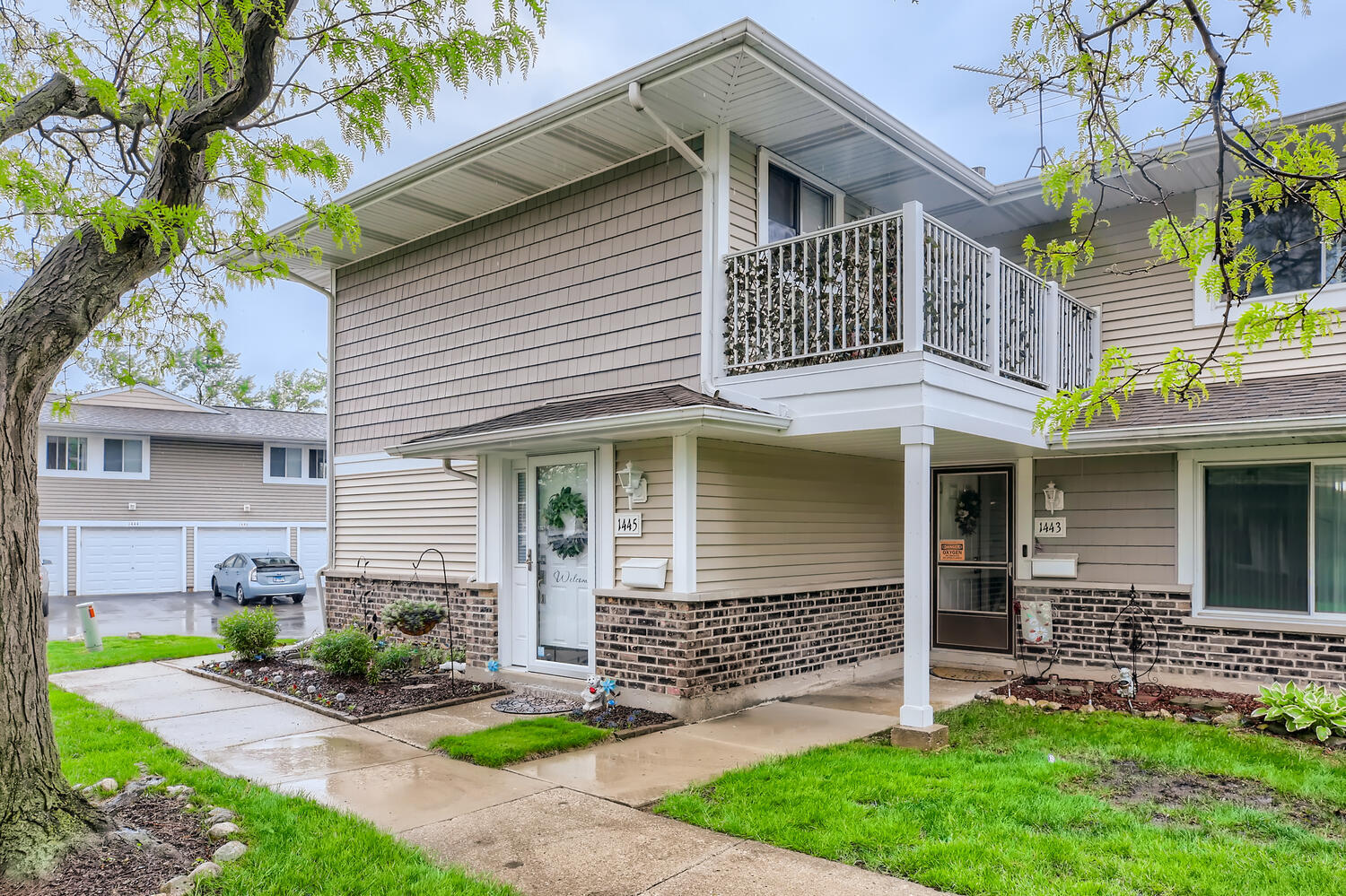 1445 Bear Flag Drive Unit: 33-4