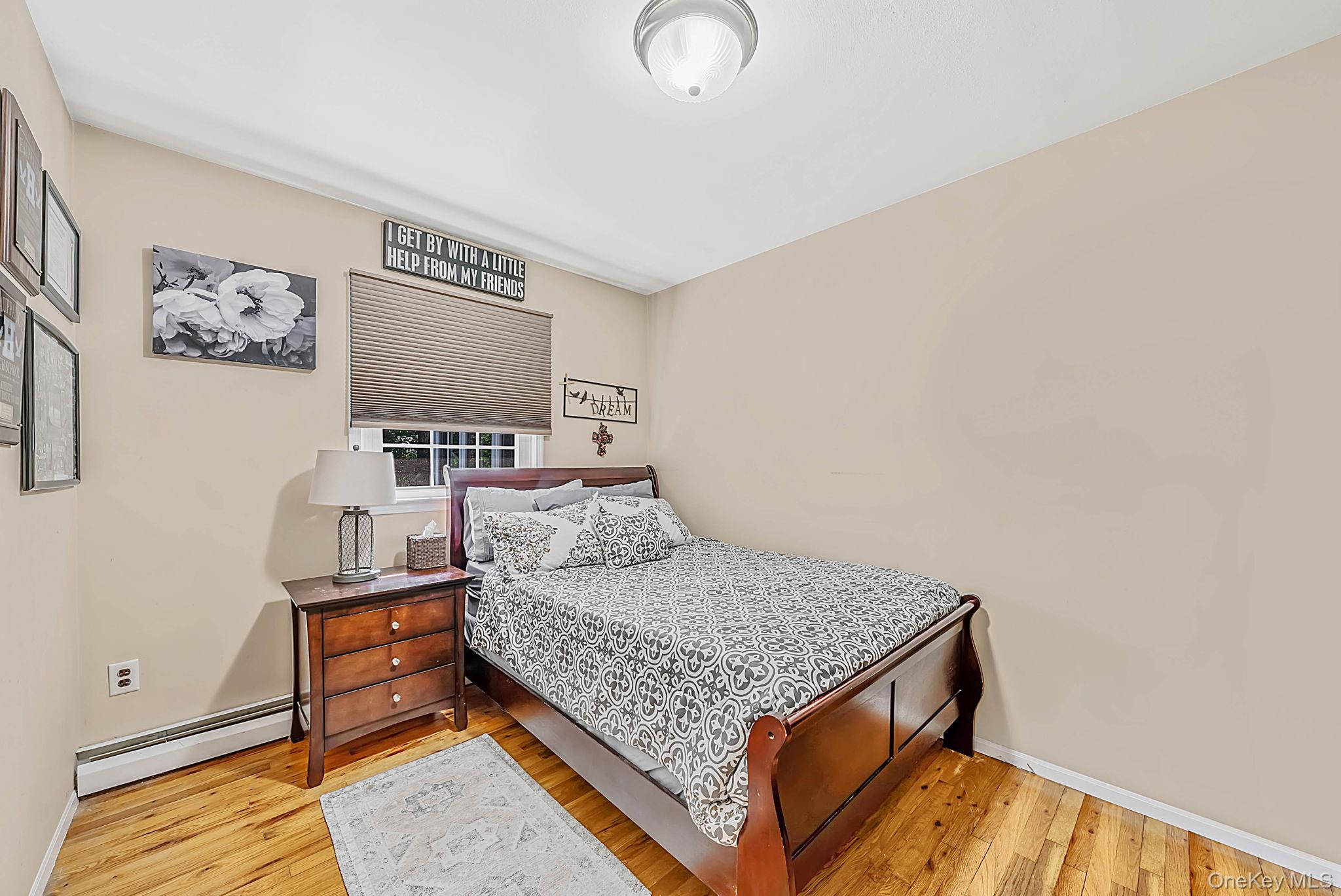 15 Locksley Lane