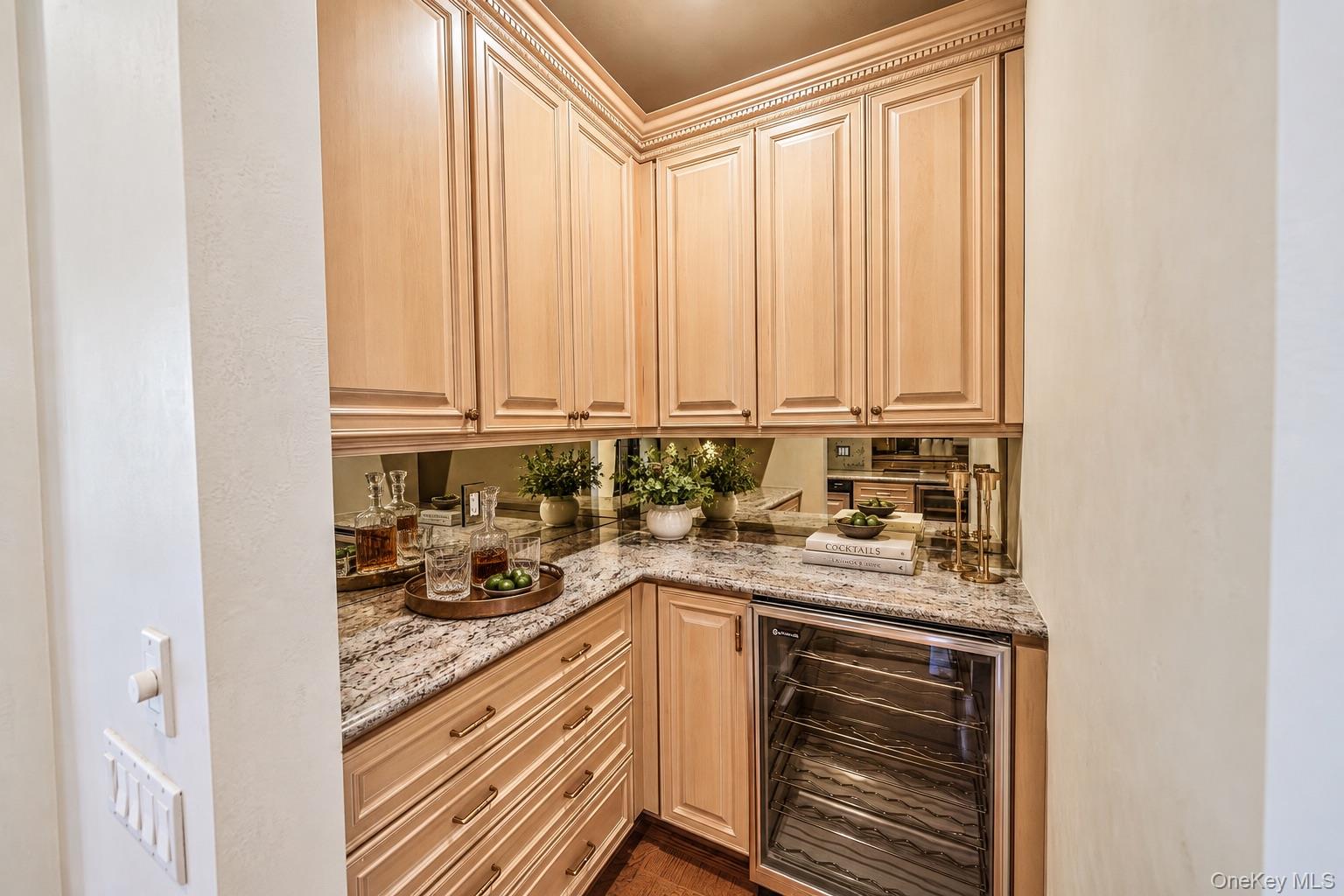19 Cobblestone Court