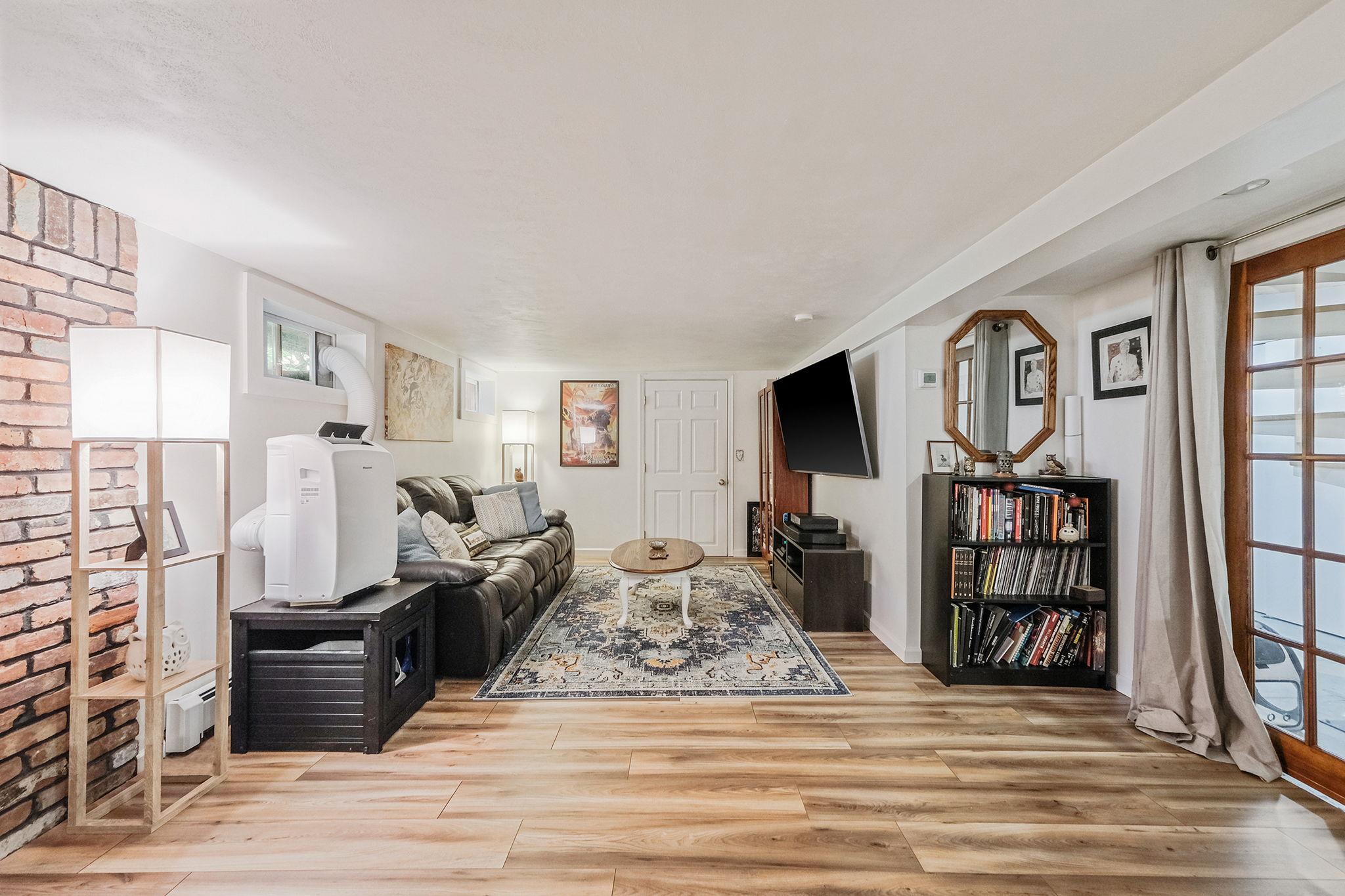 3 Guinevere Lane