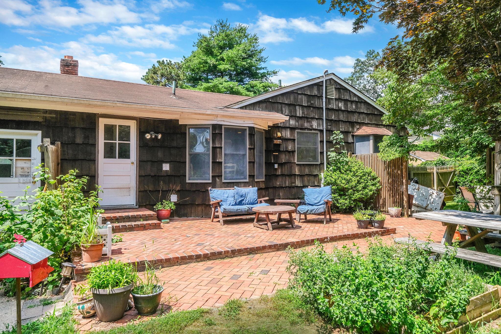 3 Guinevere Lane