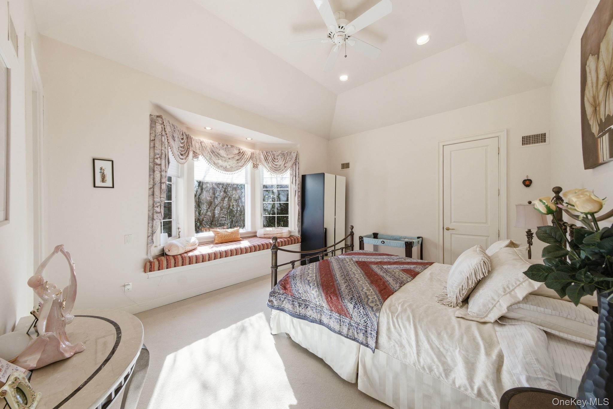 19 Cobblestone Court