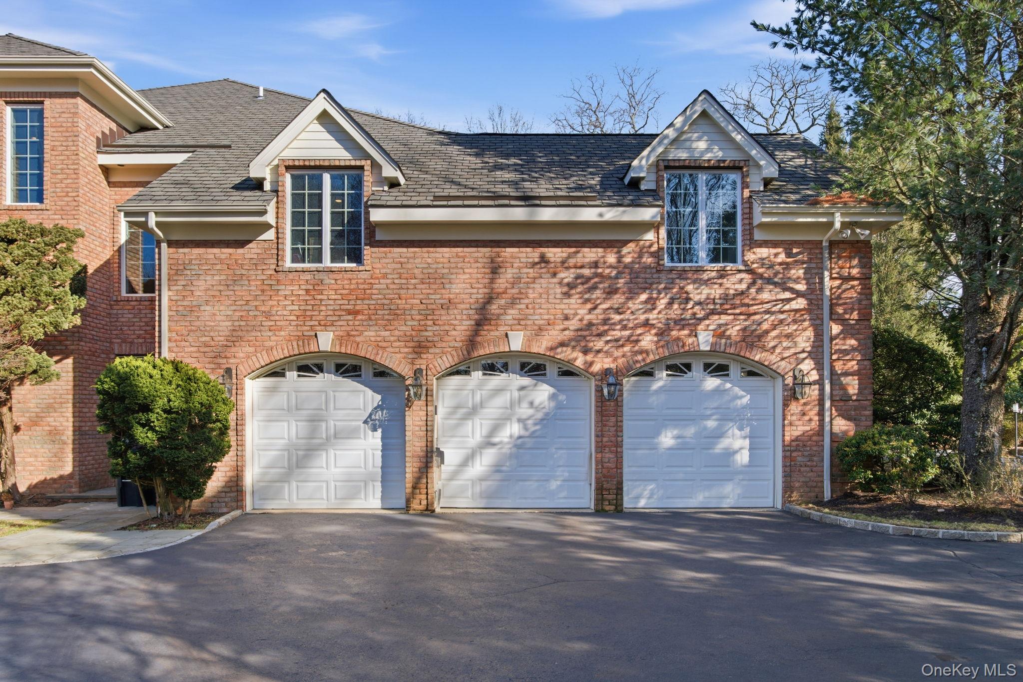 19 Cobblestone Court