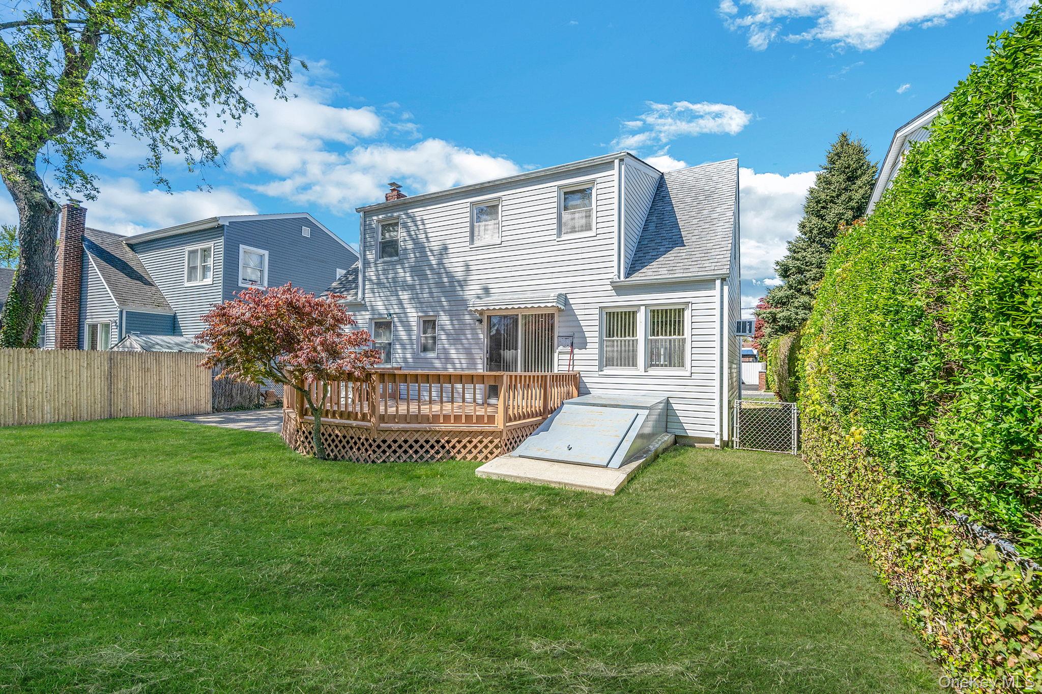 28 Miller Street Unit: 2