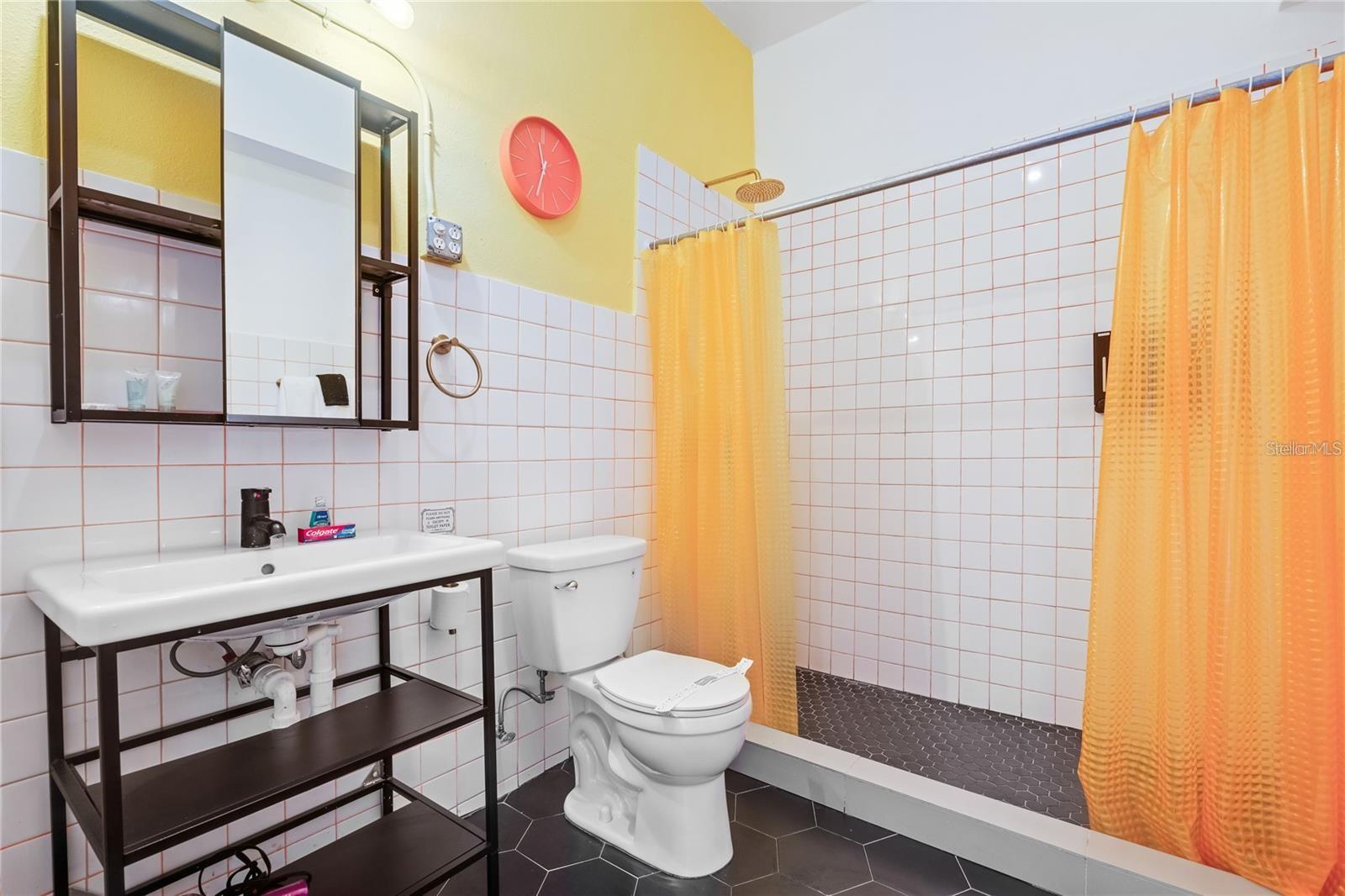 1818 CALLE LOIZA