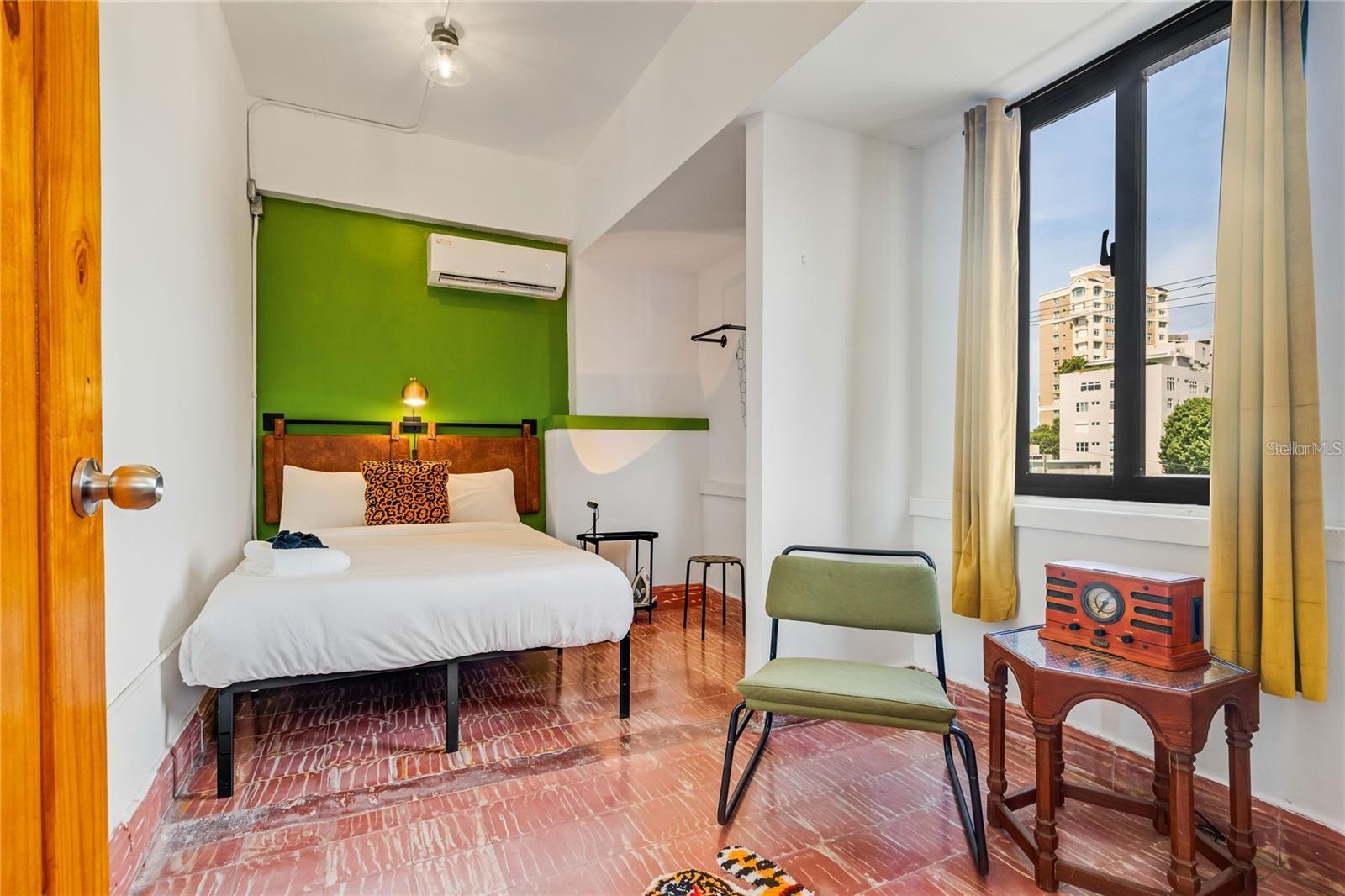 1818 CALLE LOIZA