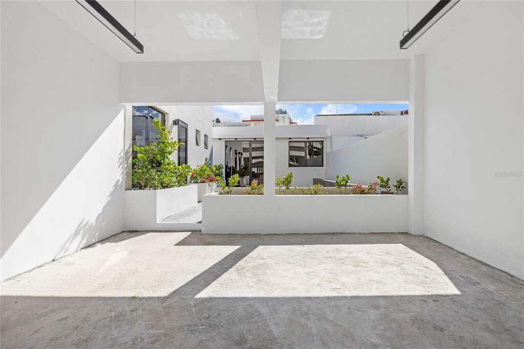 2058 Cacique