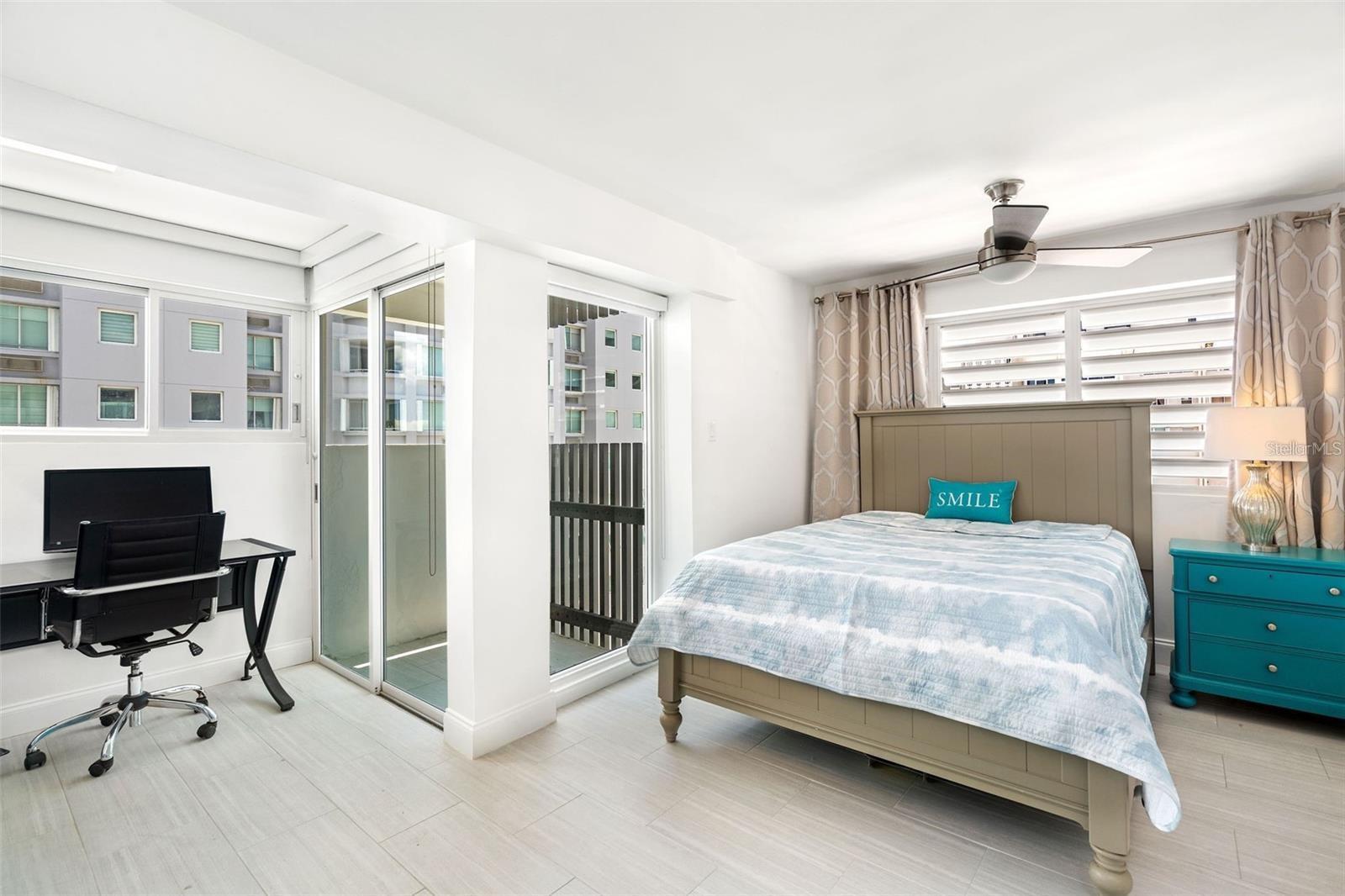 51 KING'S COURT 10 A