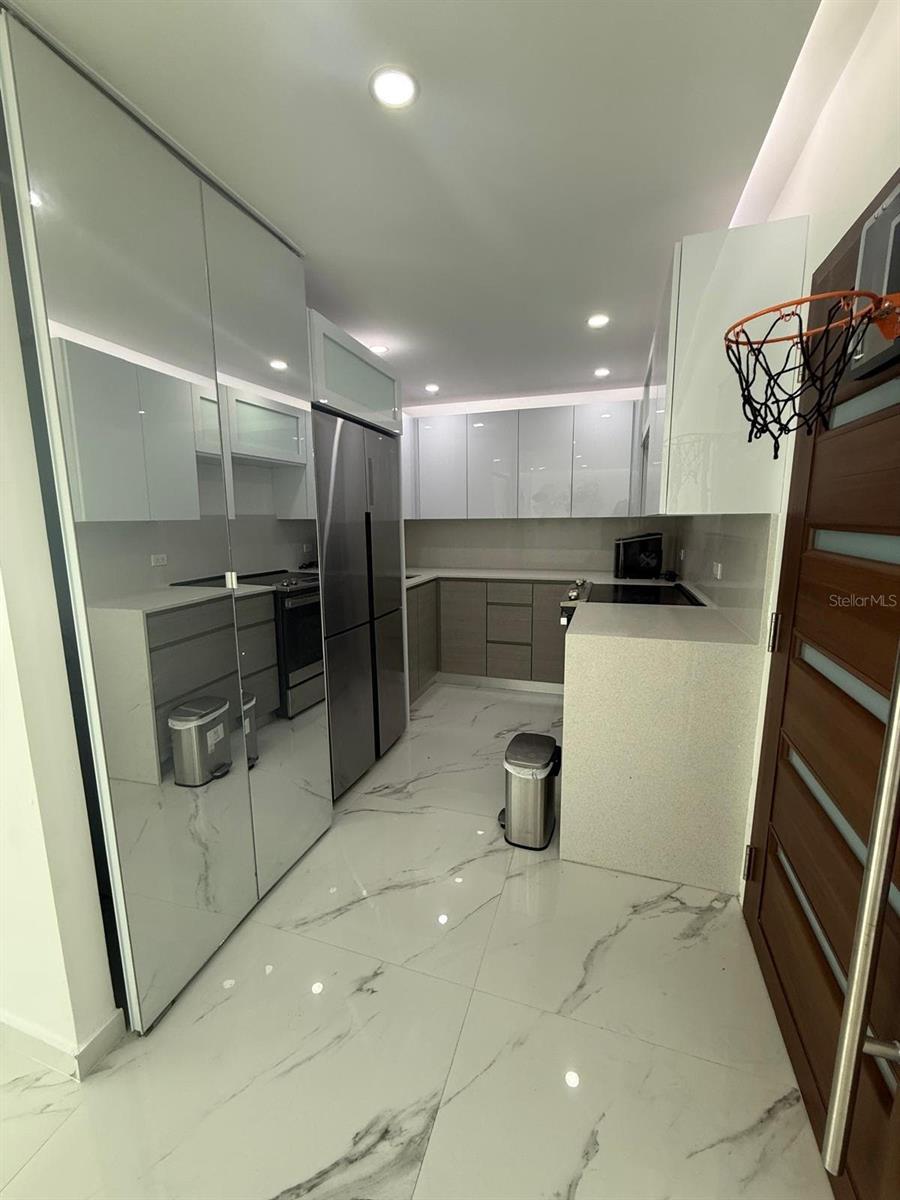 4633 ave isla verde CONDOMINIO CASTILLO DEL MAR