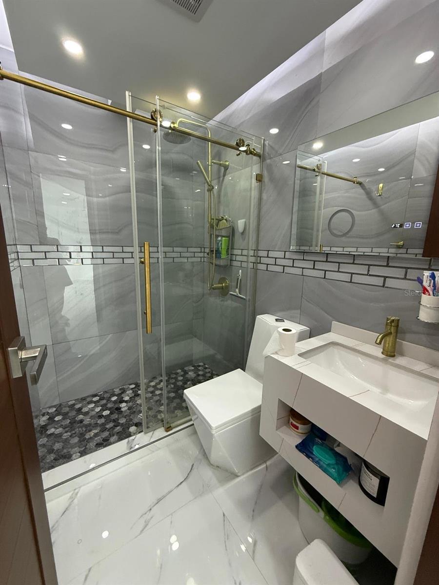 4633 ave isla verde CONDOMINIO CASTILLO DEL MAR