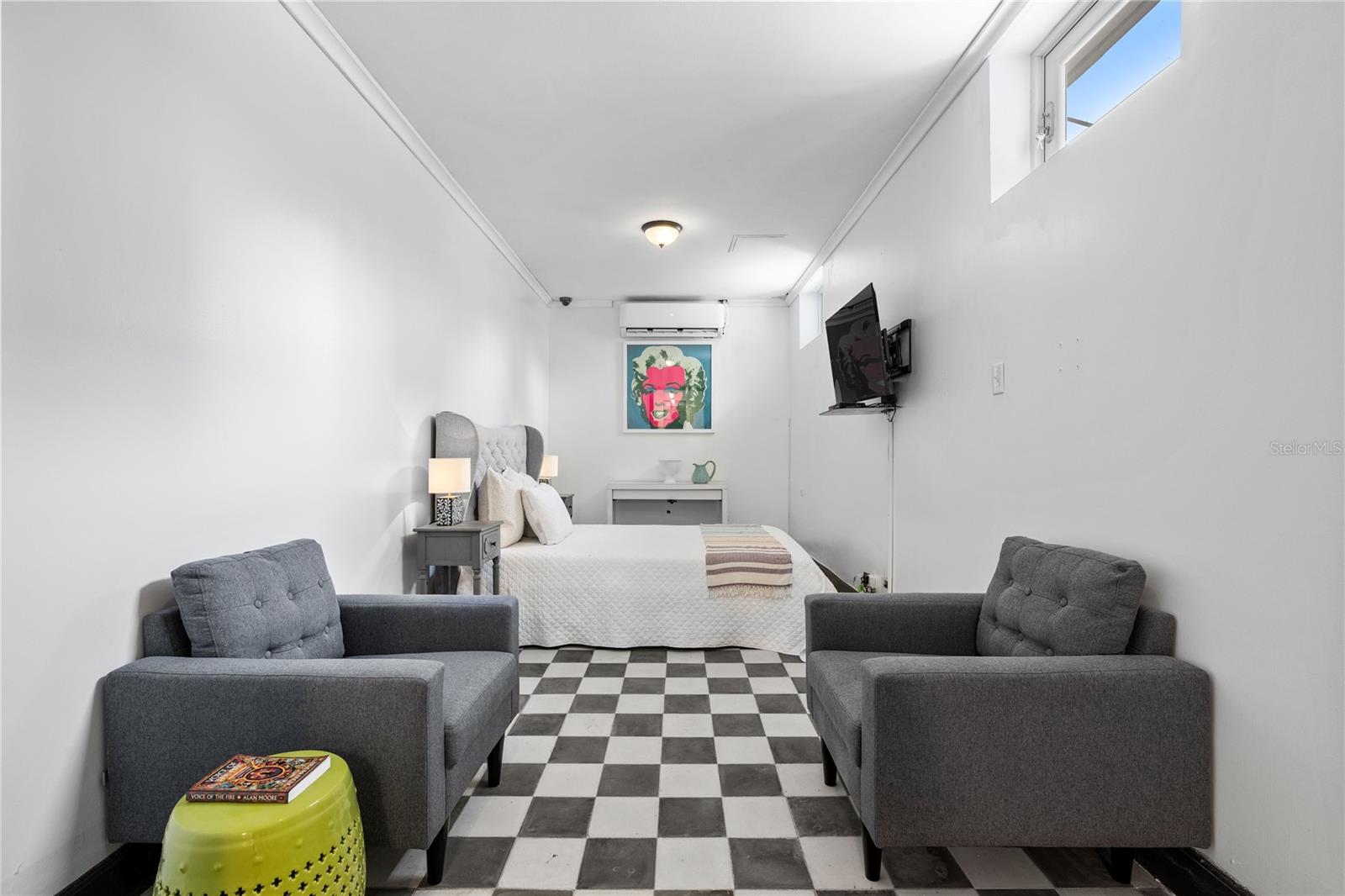 1308 WILSON AVE