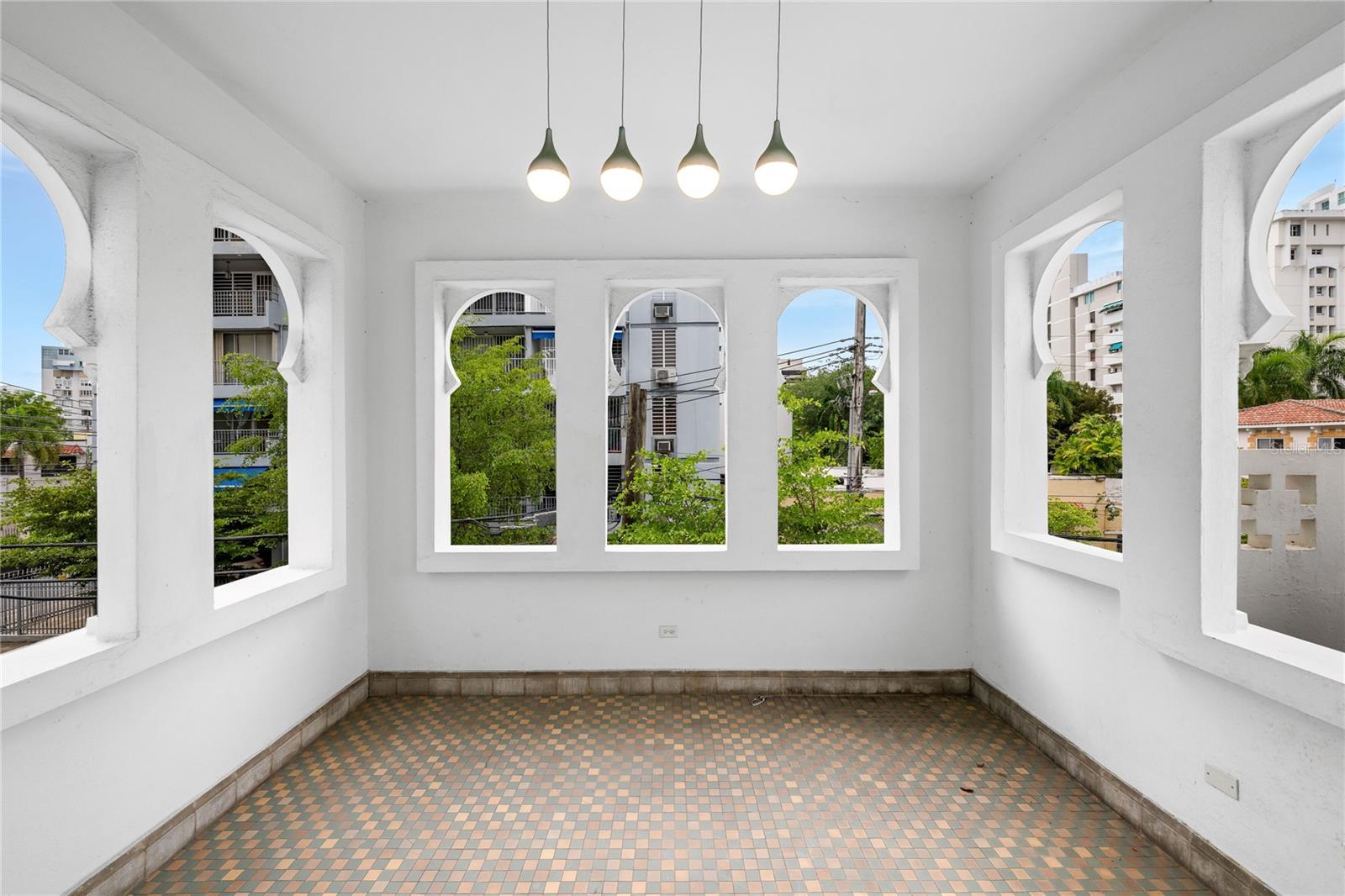 1308 WILSON AVE