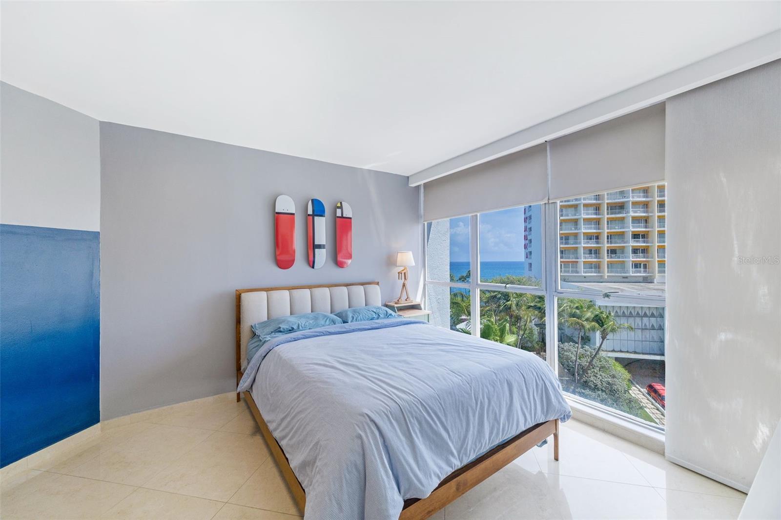860 ASHFORD AVE #7B