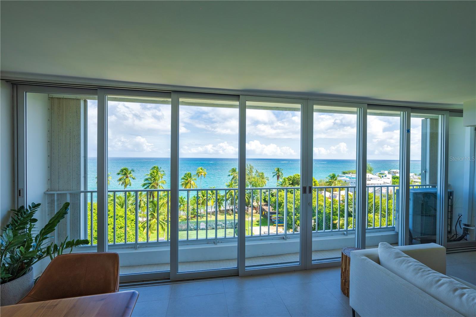 2305 CALLE LAUREL #8