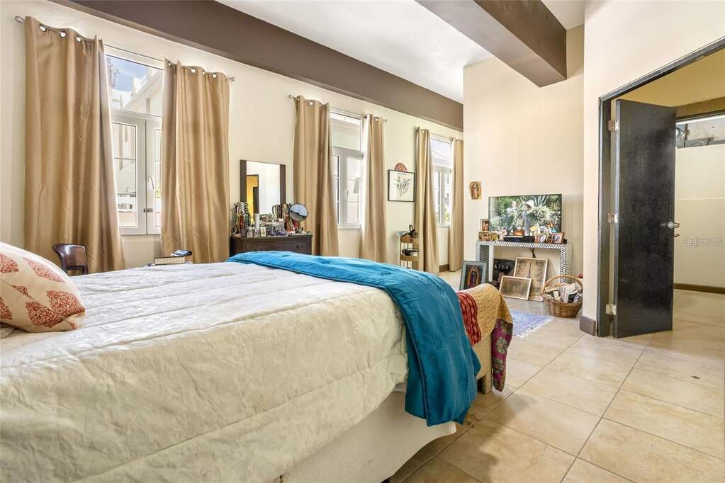 266 San Francisco Unit: 266