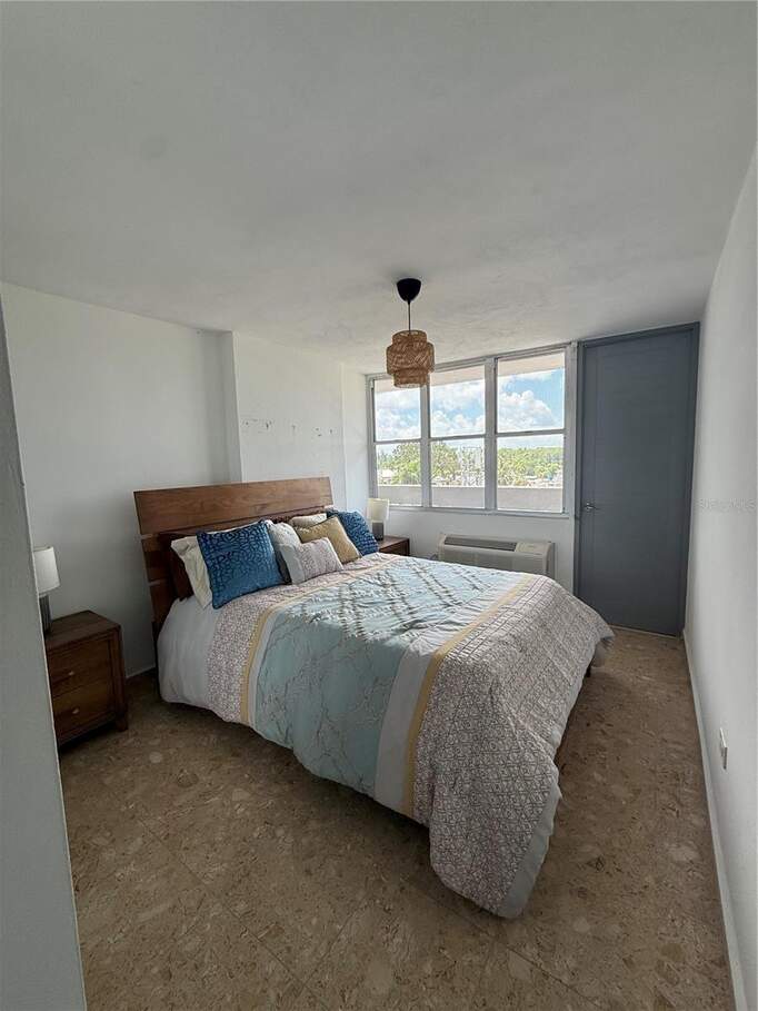 3001 ave isla verde Plaza Del Mar Unit: 405