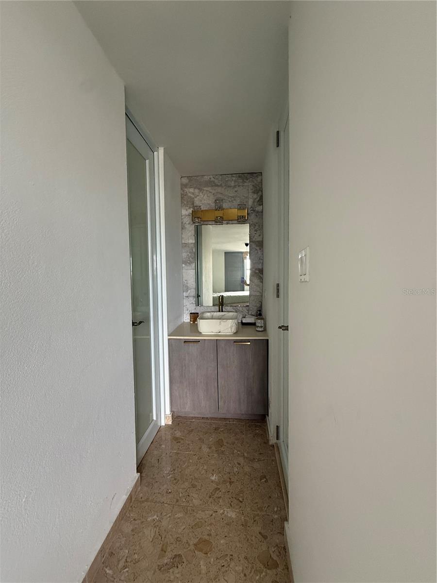 3001 ave isla verde PLAZA DEL MAR #405