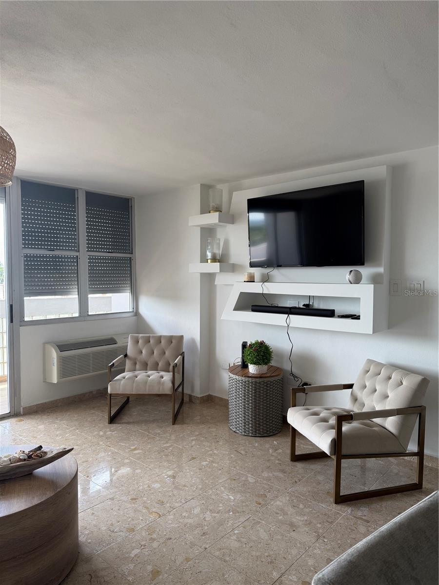 3001 ave isla verde PLAZA DEL MAR #405