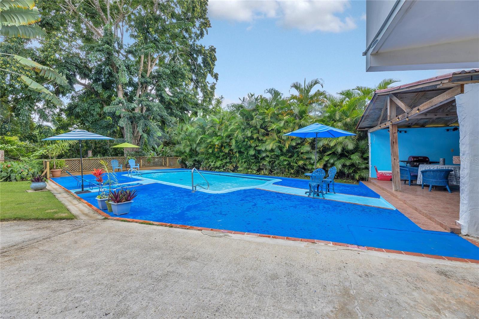 110 FREIRE CALLE RUBI