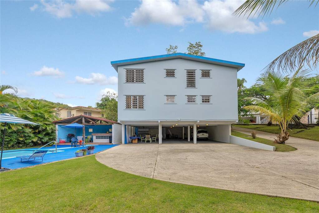 110 Freire Calle Rubi