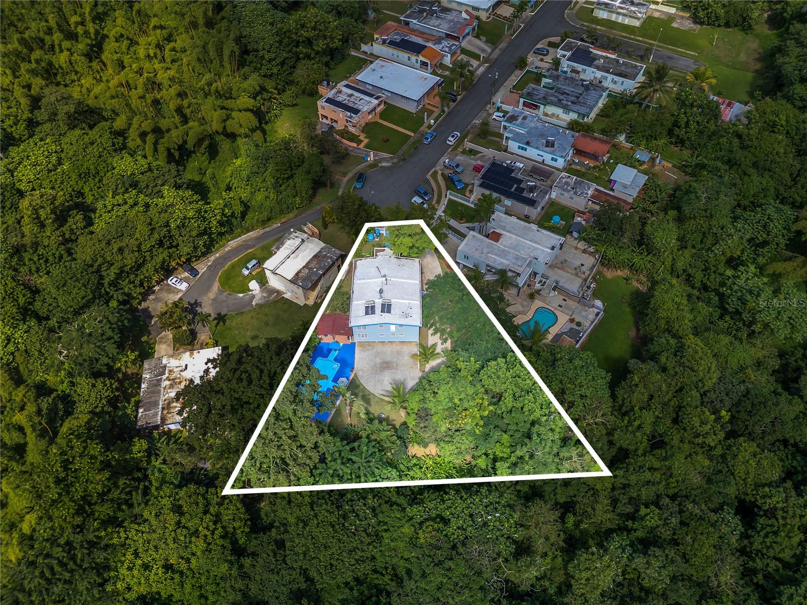 110 FREIRE CALLE RUBI