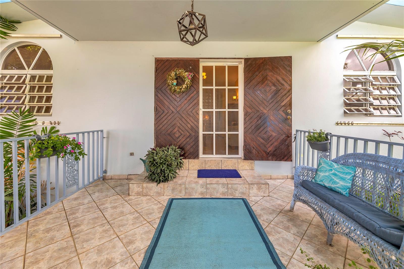 110 FREIRE CALLE RUBI