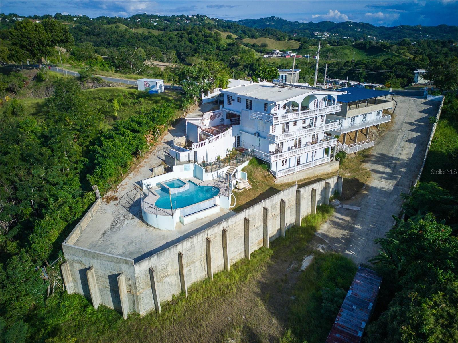 Carr. 115 KM 11.4 INT SECTOR JULIO SOTO