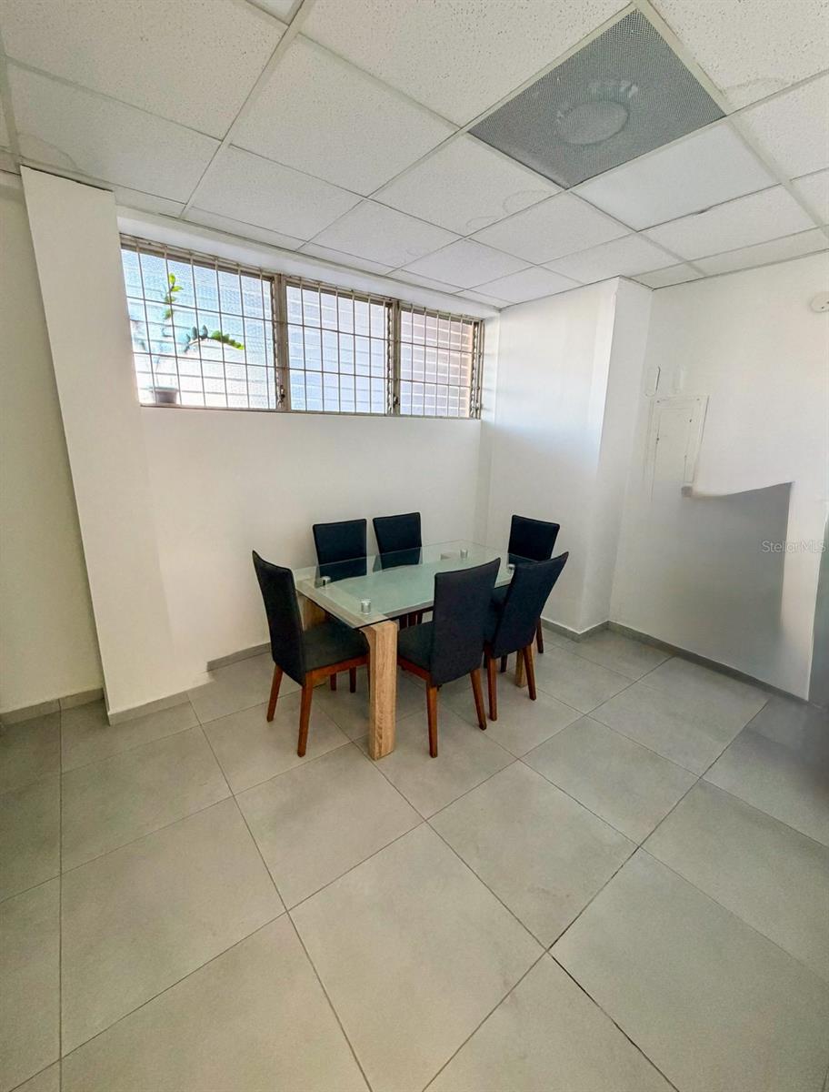 Edificio La Palma CALLE PERAL #1922