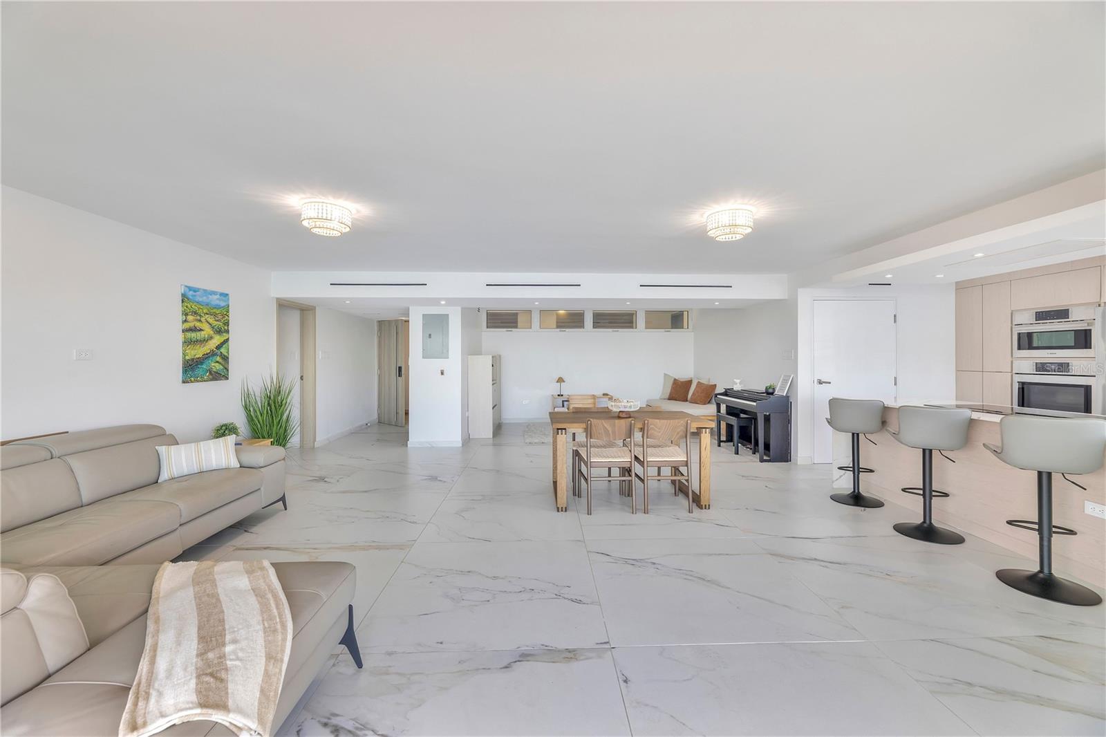 #6 CALLE MARIANO RAMÍREZ #8D