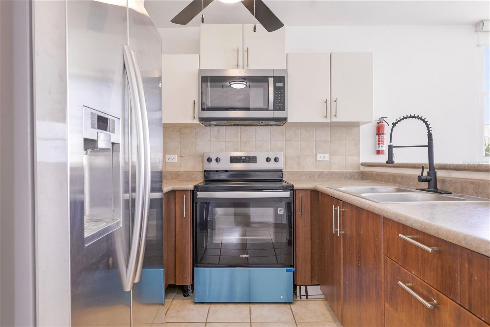 Haudimar Beach Apartments PH #G303