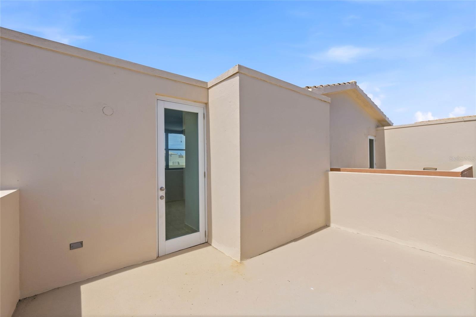 Haudimar Beach Apartments PH #G303