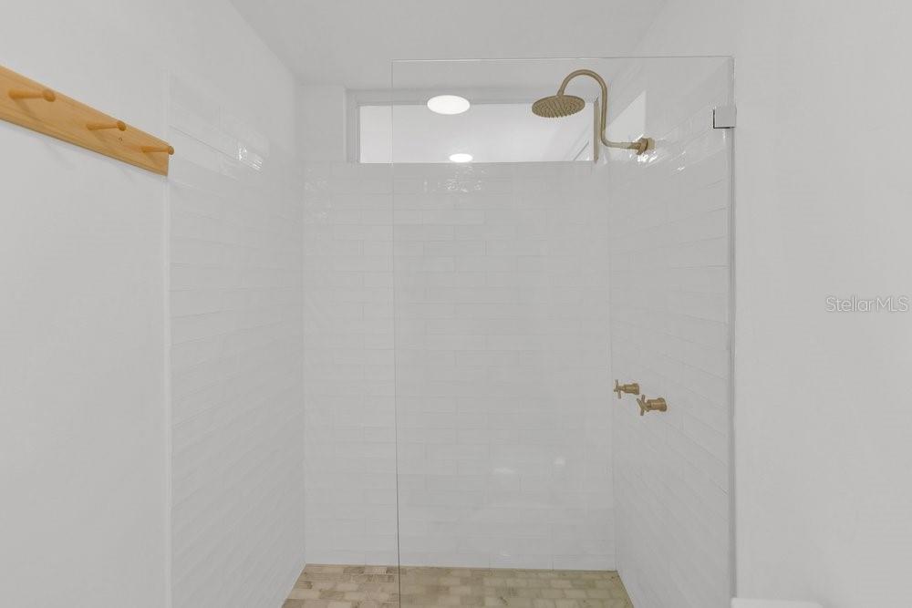 1503 ASHFORD AVE #3A