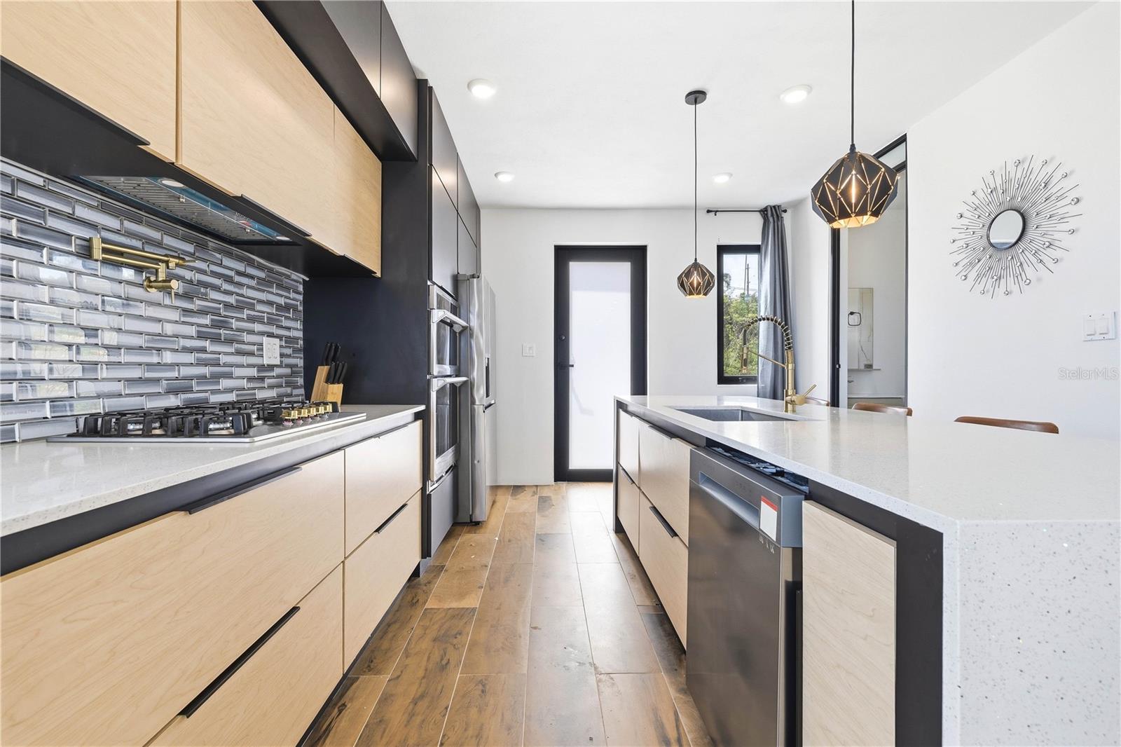 Bo. Membrillo Solar 1