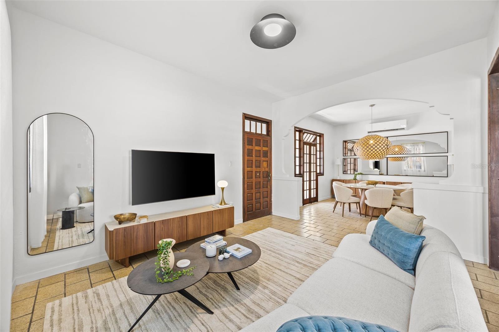 652 CALLE HERNANDEZ