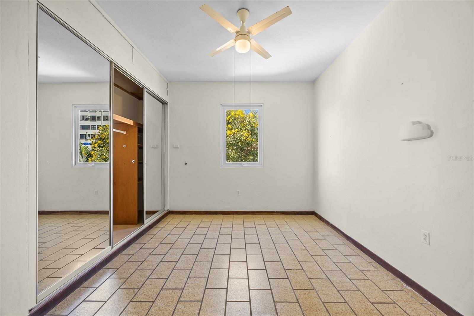 652 CALLE HERNANDEZ