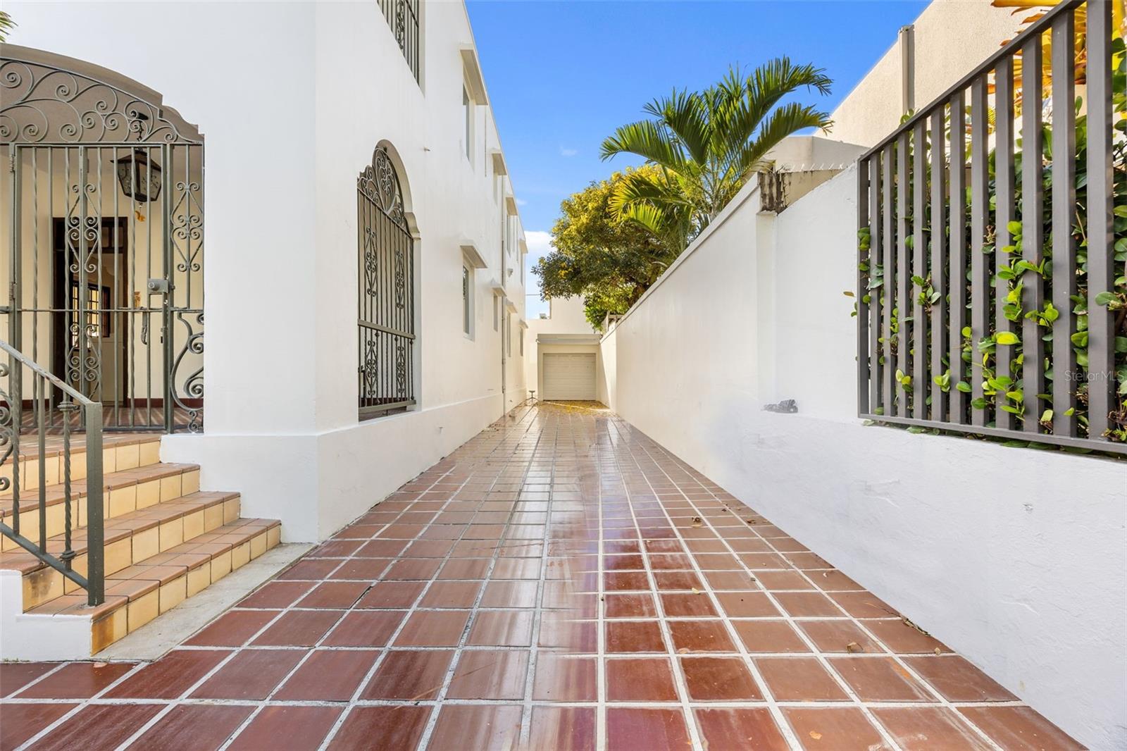 652 CALLE HERNANDEZ