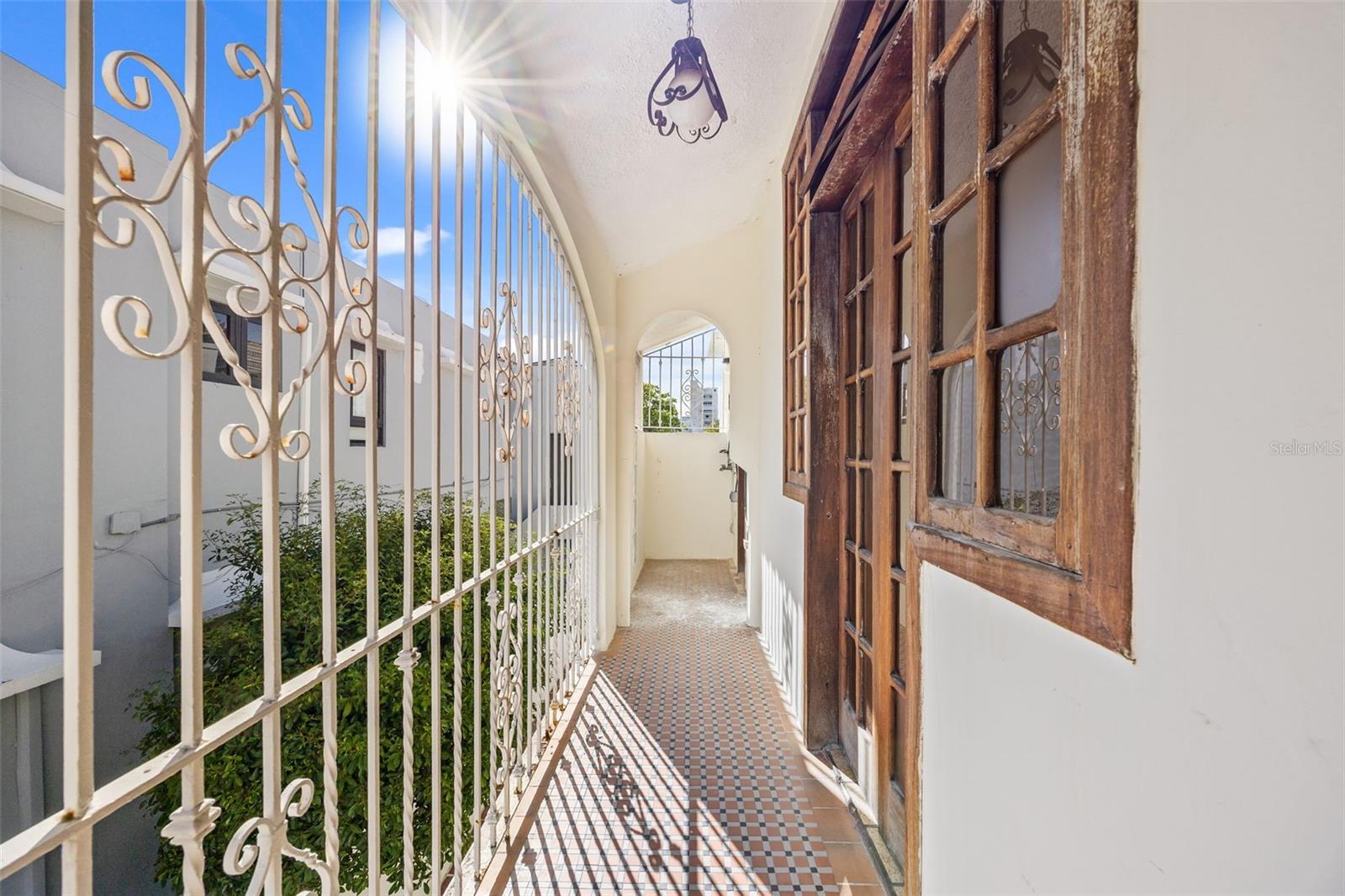 652 CALLE HERNANDEZ