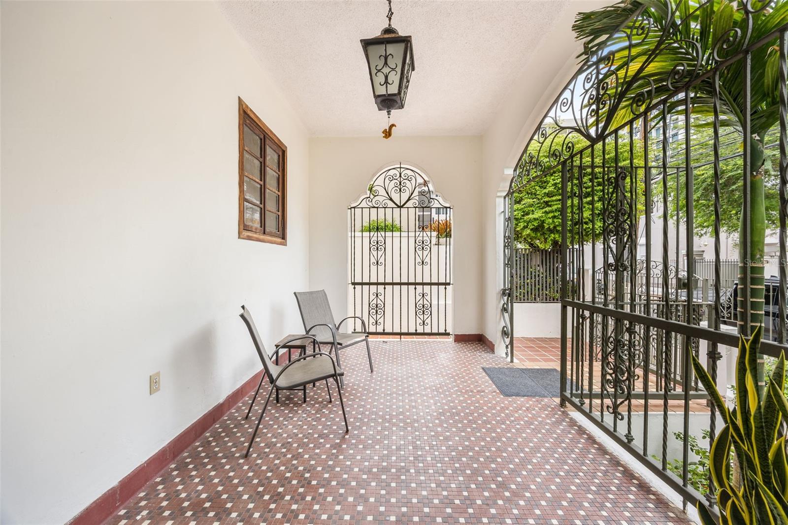 652 CALLE HERNANDEZ