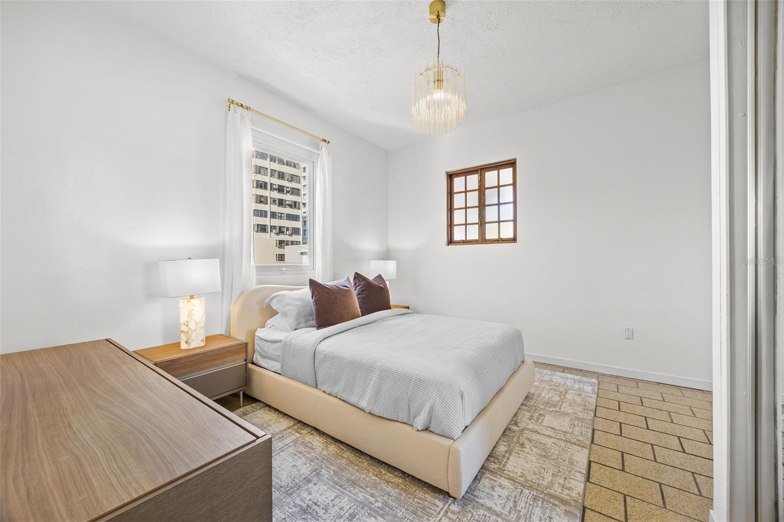652 CALLE HERNANDEZ