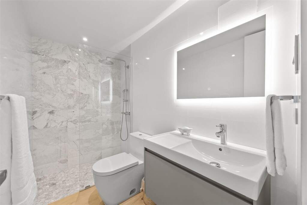 3307 Ave Isla Verde Unit: PH