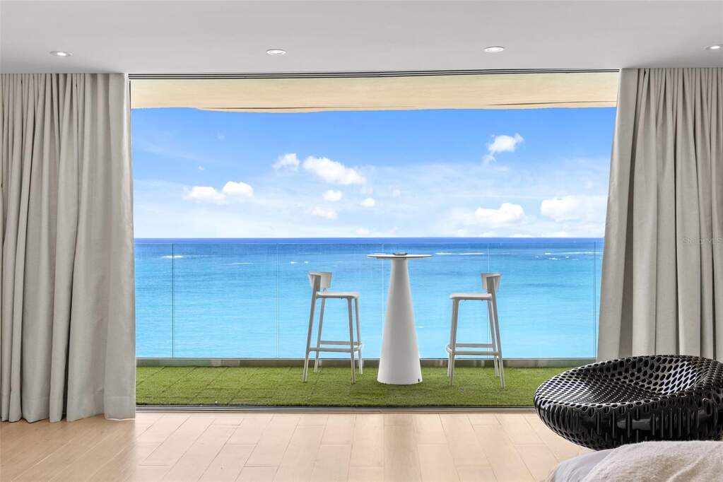 3307 Ave Isla Verde Unit: PH