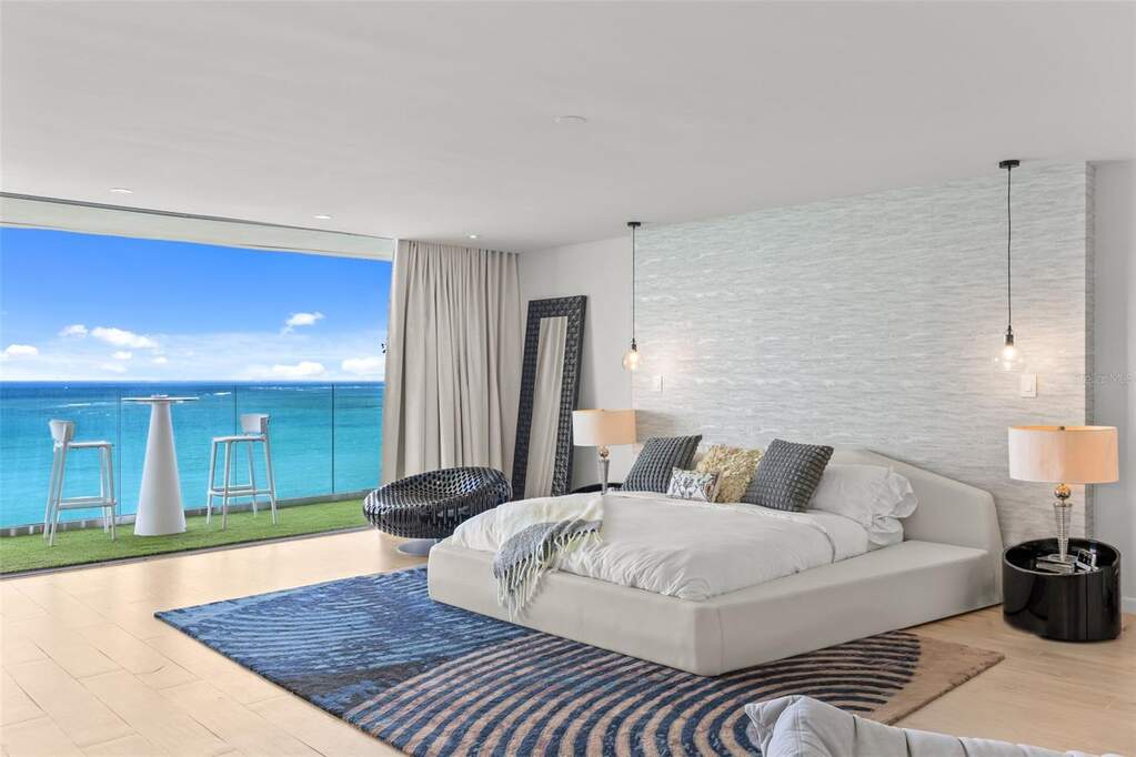 3307 Ave Isla Verde Unit: PH