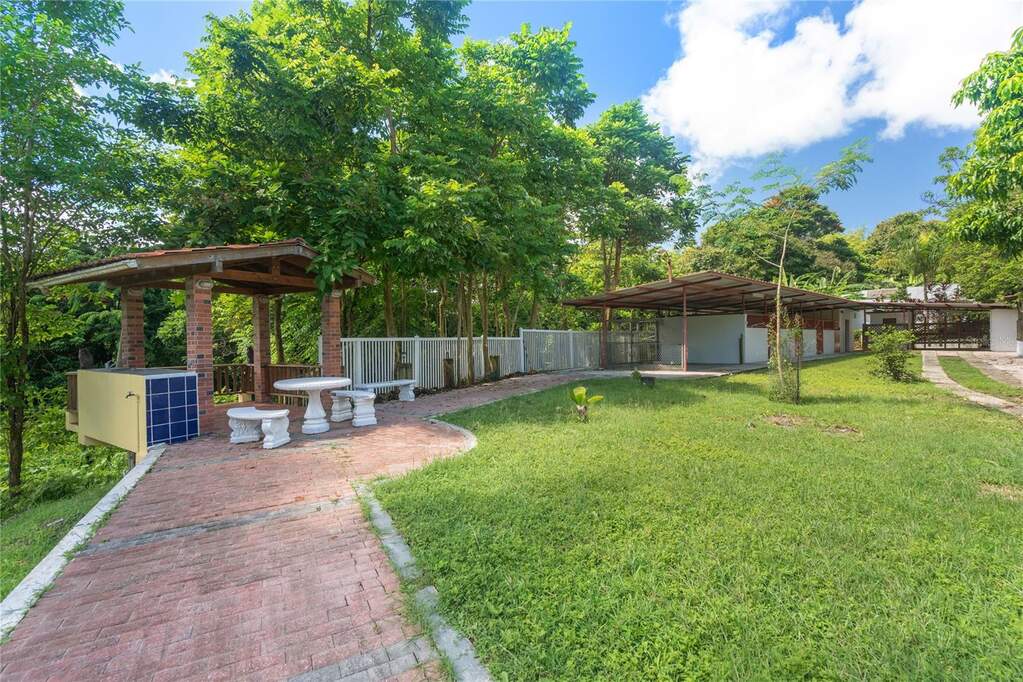 23 & 24 Hacienda Carabali
