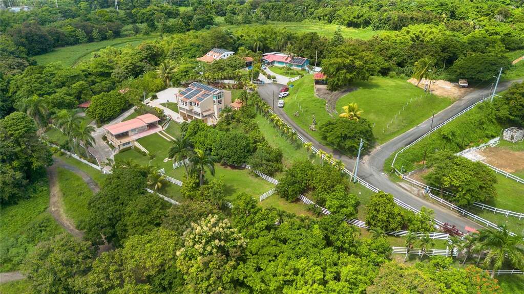 23 & 24 Hacienda Carabali