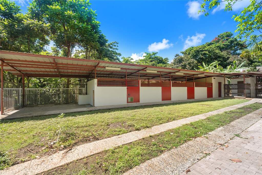 23 & 24 Hacienda Carabali